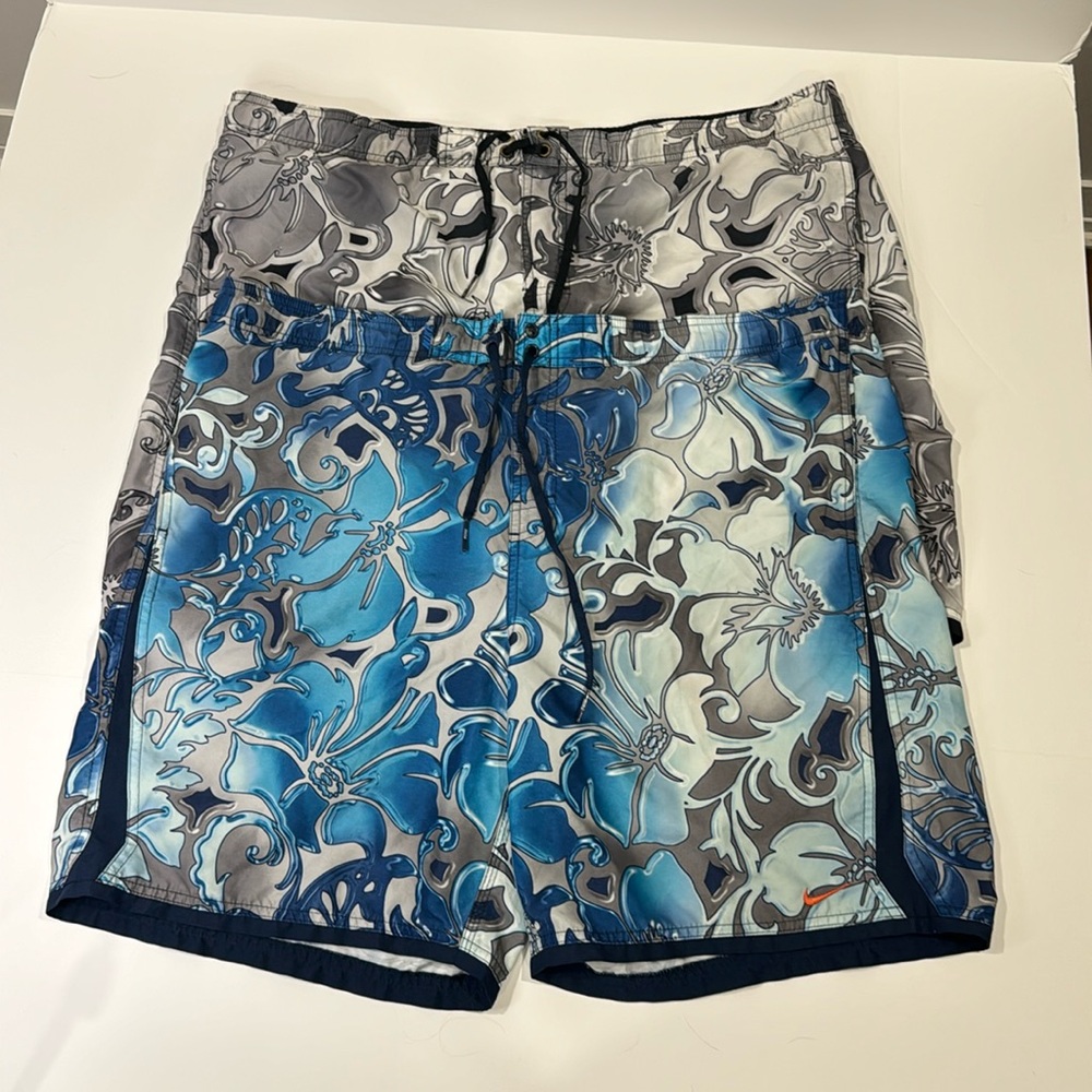 Two Nike Men's Board/Swim Shorts, Floral Pattern, Size X-Large Blue and Gray